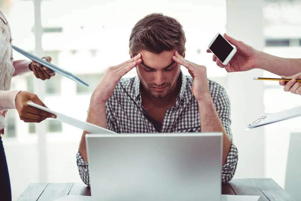 Soft curved corridor illuminated by recessed lighting
